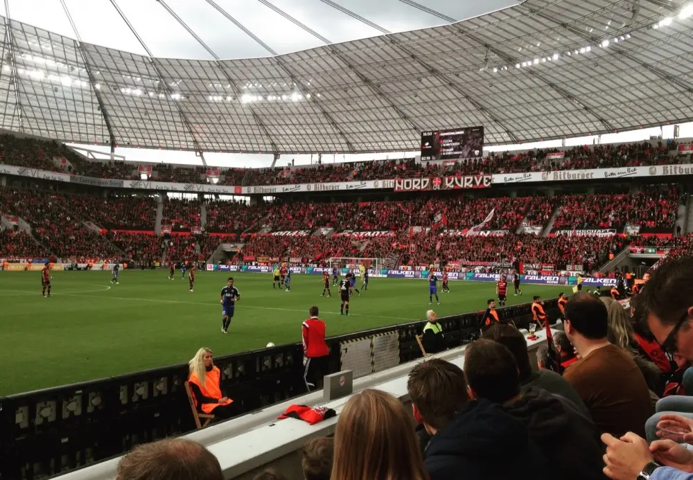 bananenflanke Leverkusen