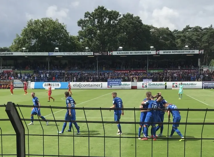 bananenflanke Meppen - FCK