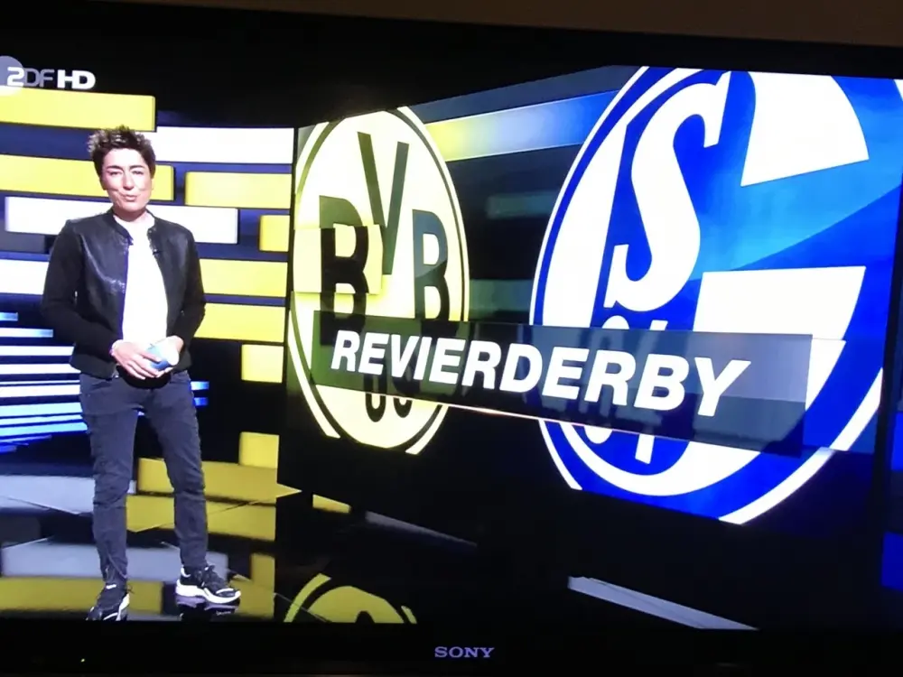 bananenflanke Revierderby 3